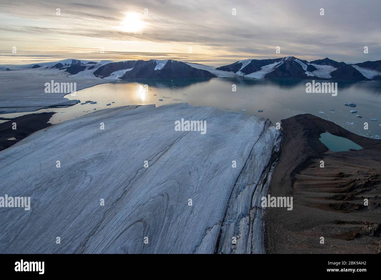 Vista sul ghiacciaio e sulle montagne, Canada Foto Stock
