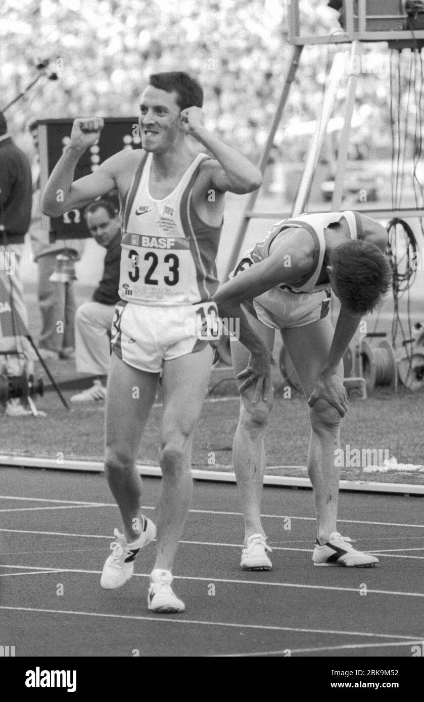 JACK BUCKNER Inghilterra allietare dopo aver vinto 5000 m nel Campionato europeo di Stoccarda 1986 Foto Stock