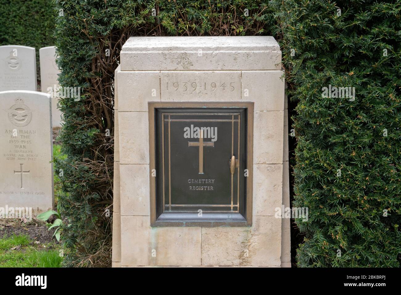 Registro del cimitero presso le tombe di guerra del Commonwealth presso il cimitero di Nieuwe Ooster ad Amsterdam Paesi Bassi 2020 Foto Stock