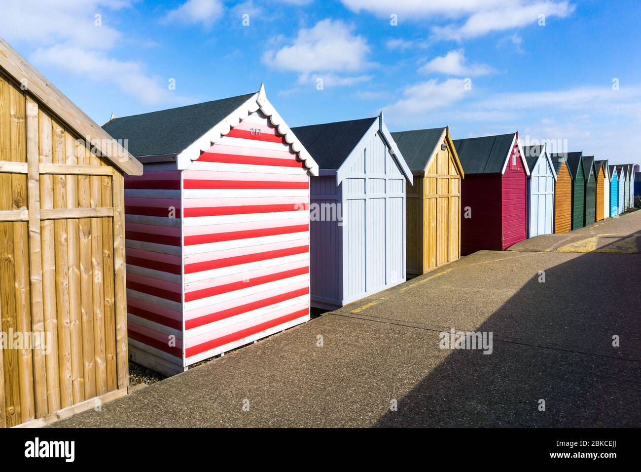 Cabine sulla spiaggia, a Herne Bay, Kent, Regno Unito Foto Stock