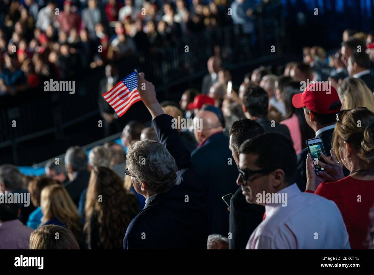 Il presidente Donald J. Trump si rivolge alla comunità venezuelana americana al Florida International University Ocean Bank Convocation Center di Miami, Florida, il 18 febbraio 2019. Foto Stock