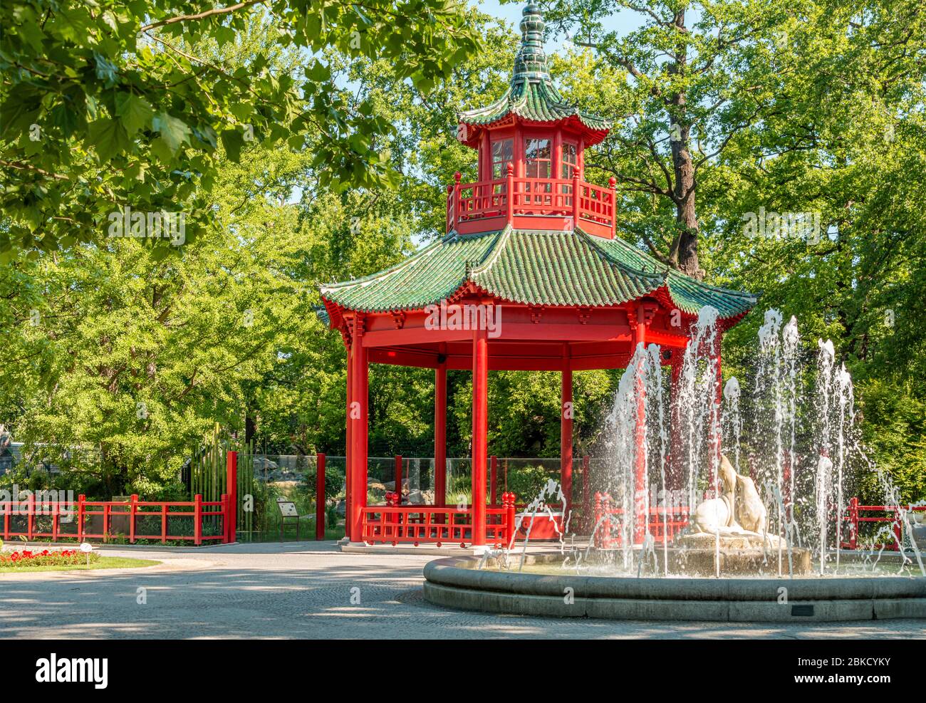 Padiglione cinese allo Zoo di Berlino, Germania Foto Stock