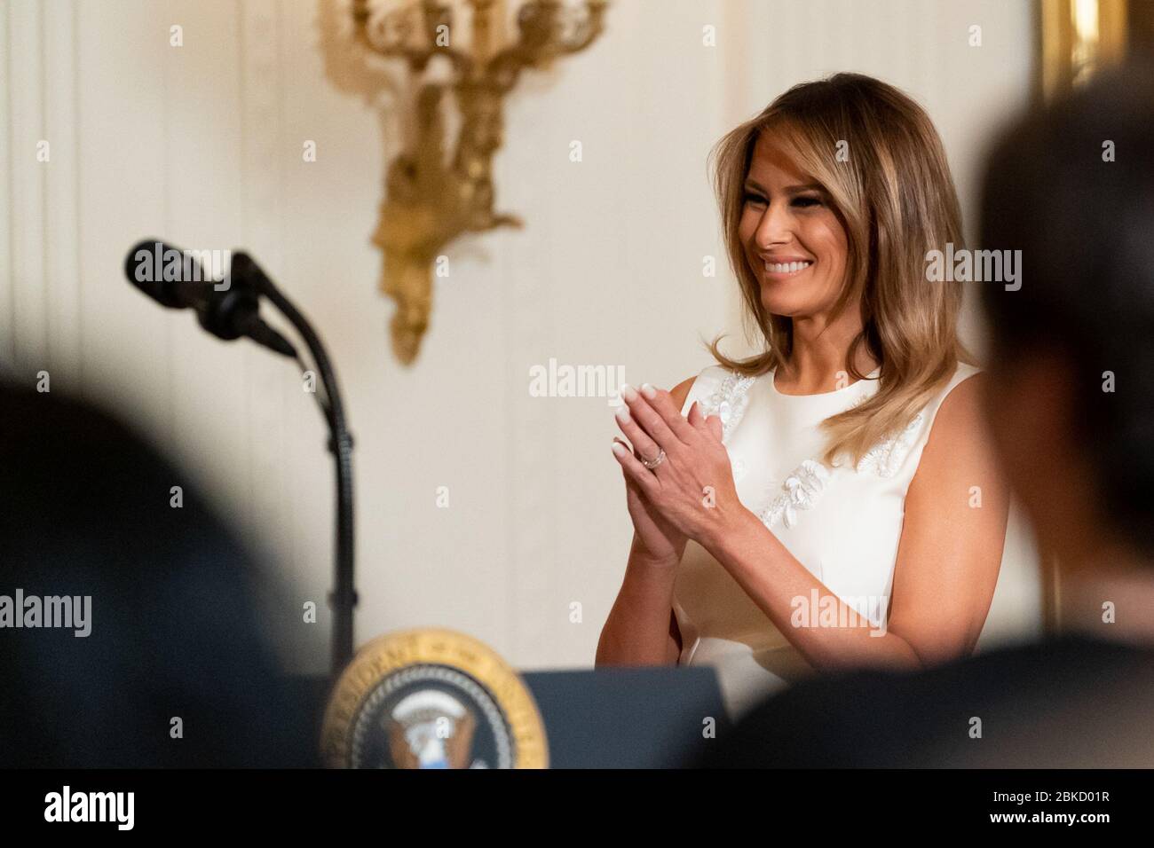 Il 10 maggio 2019, il presidente Donald J. Trump e la First Lady Melania Trump hanno ospitato una Celebration of Military Mothers alla Casa Bianca di Washington, D.C. l'evento ha onorato le madri militari per il loro servizio e sacrificio, sottolineando il loro ruolo importante nel sostenere la comunità militare. Foto Stock