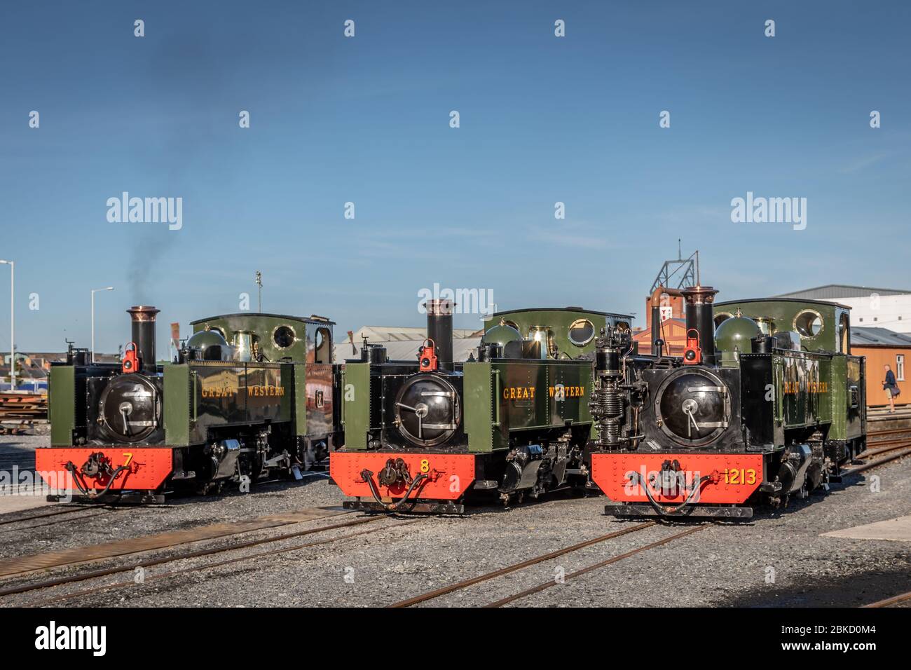 GWR 2-6-2 7, 8 e 1213 line-up ad Aberystwyth sulla vale of Rheidol Railway durante il loro Weekend del Steam Festival Foto Stock