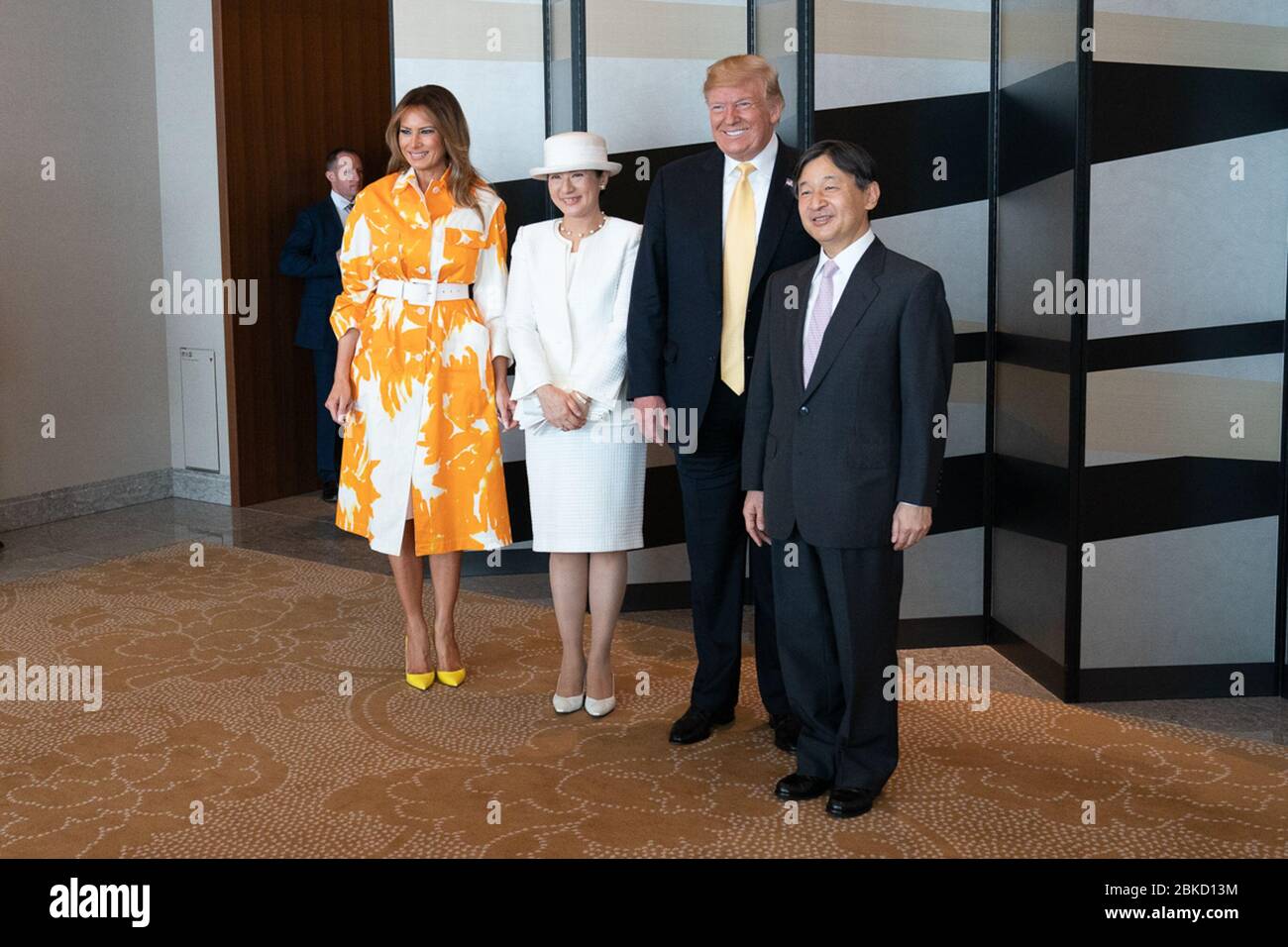 Il 28 maggio 2019, il presidente Donald J. Trump e la First Lady Melania Trump incontrarono l'imperatore Naruhito e l'imperatrice Masako del Giappone per una chiamata di addio al Palace Hotel di Tokyo, dopo una visita diplomatica in Giappone durante il loro viaggio in Asia. Foto Stock