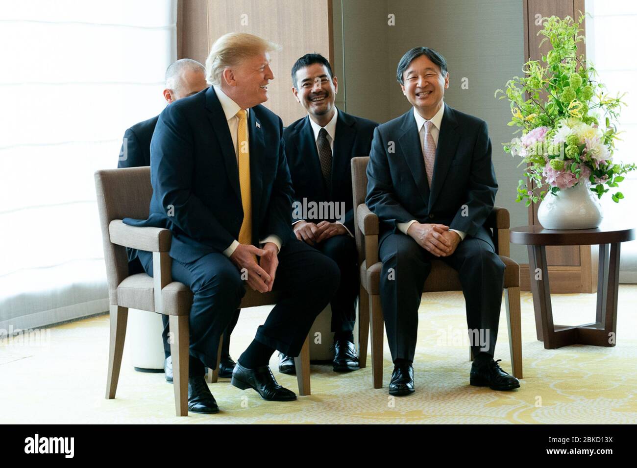Il 28 maggio 2019, il presidente Donald J. Trump ha incontrato l'imperatore giapponese Naruhito durante una chiamata di addio al Palace Hotel Tokyo. L'incontro è stato parte della visita ufficiale del presidente Trump in Giappone, incentrata sul rafforzamento delle relazioni USA-Giappone. Foto Stock