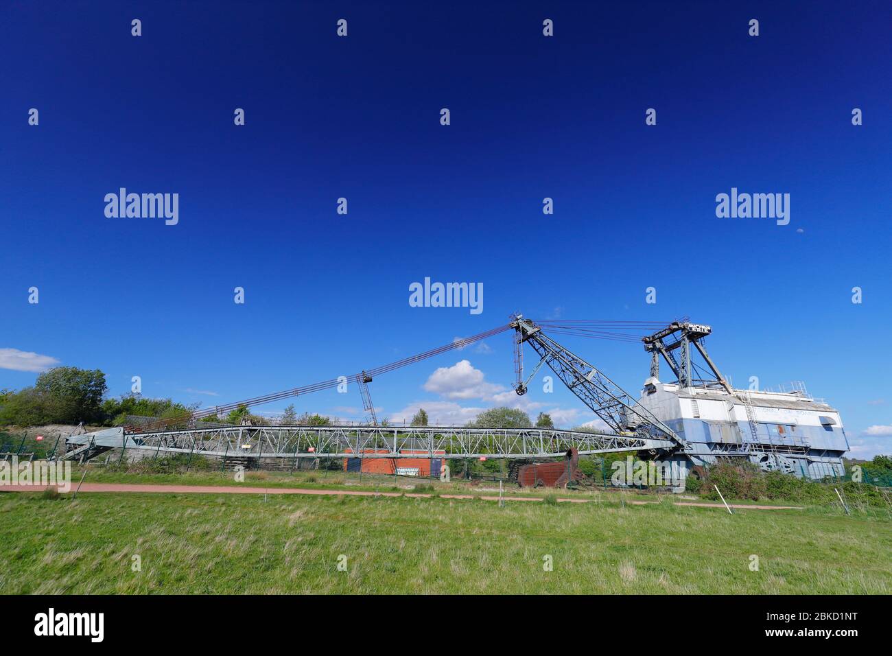 L'oddball è un dragline Walking conservato prodotto da Ruston Bucyrus, ed è situato presso la RSBP St Aidan's a Swillington, Leeds. Foto Stock