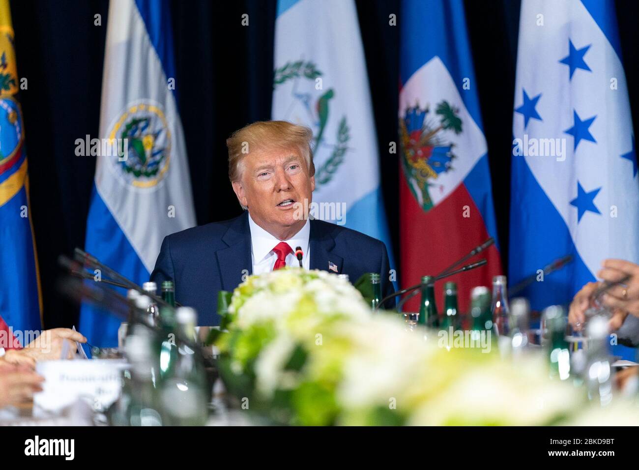 Il Presidente Donald J. Trump partecipa a un incontro multilaterale sulla Repubblica Bolivariana del Venezuela mercoledì 25 settembre 2019, presso l'InterContinental New York Barclay a New York. N. UNGA Foto Stock