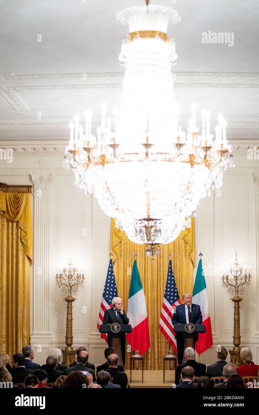 Foto della Casa Bianca ufficiale di Tia Dufour il presidente Trump incontra il presidente della Repubblica Italiana Foto Stock