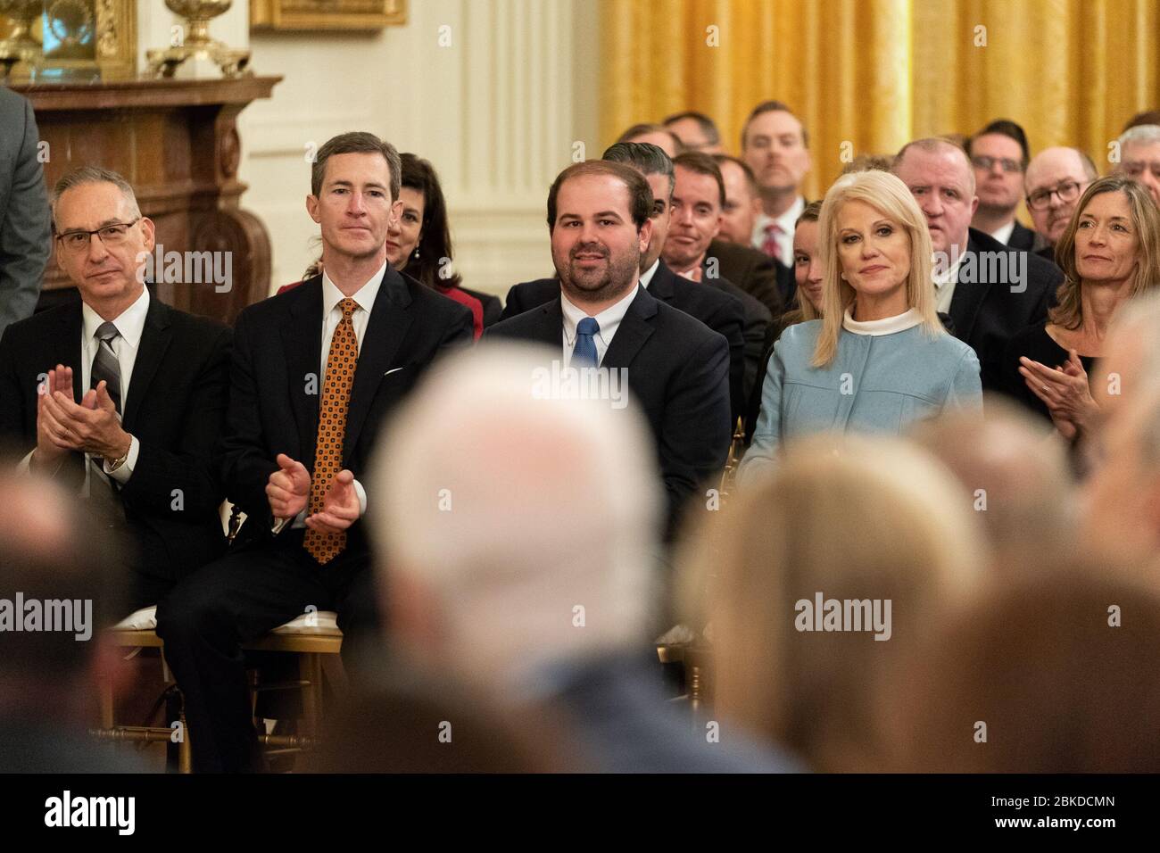 Il 6 novembre 2019, il presidente Donald Trump ha pronunciato osservazioni alla Casa Bianca per celebrare le tappe della conferma giudiziaria federale, riconoscendo le nomine e le conferme dei candidati giudiziari durante la sua amministrazione. Foto Stock