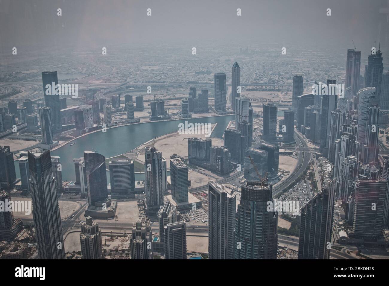 Vista aerea di Dubai da un grattacielo Foto Stock