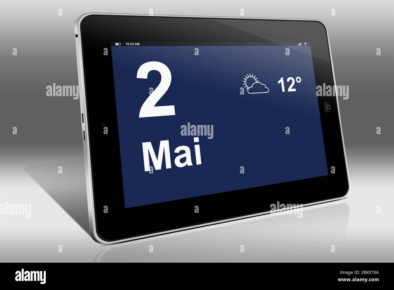 Un tablet visualizza un calendario in lingua tedesca con la data 2 maggio | Ein Tablet-computer zeigt das Datum 2. Mai Foto Stock