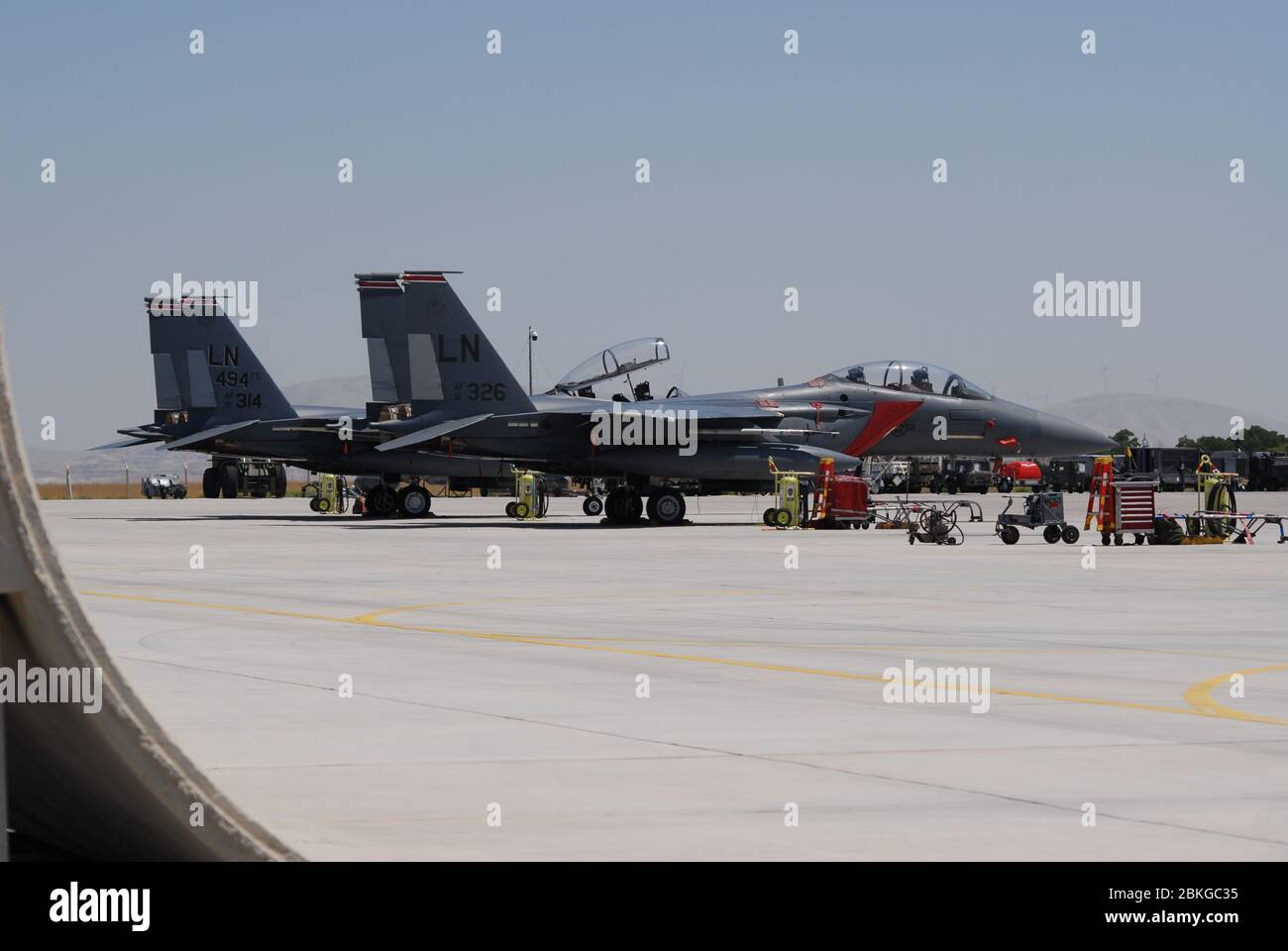 L'aeronautica militare degli Stati Uniti F-15 Sciopero Eagles alla linea di volo della base aerea durante l'esercizio militare Anatolia Eagle a Konya Foto Stock