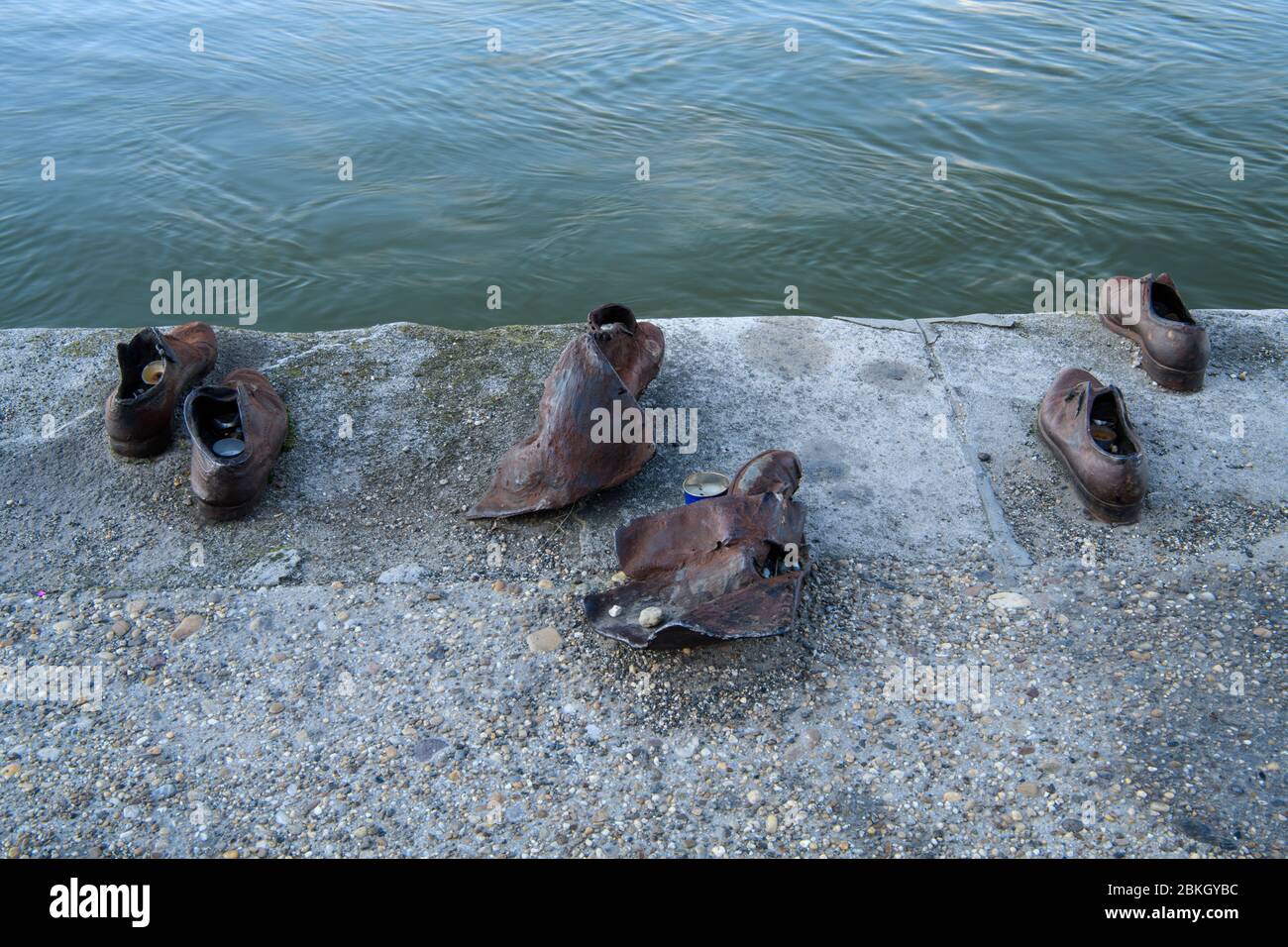 Scarpe sul Danubio Bank Olocausto Memorial, Budapest, Ungheria centrale, Ungheria Foto Stock