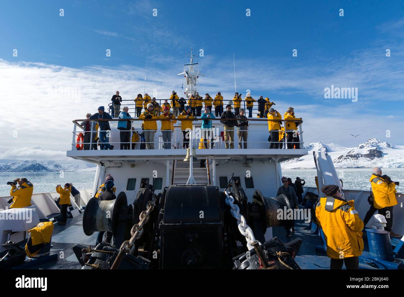 Nave da crociera Ocean Adventurer, Ghiacciaio Lilliehook, Spitsbergen, Isole Svalbard, Norvegia Foto Stock