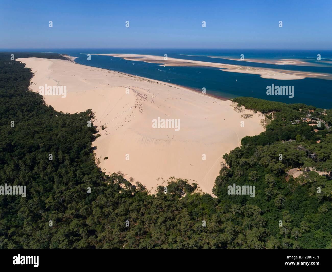 Francia, Gironde, Bassin d'Arcachon La Teste de Buch, Pyla-sur-mer, Dune du Pilat (vista aerea) Foto Stock