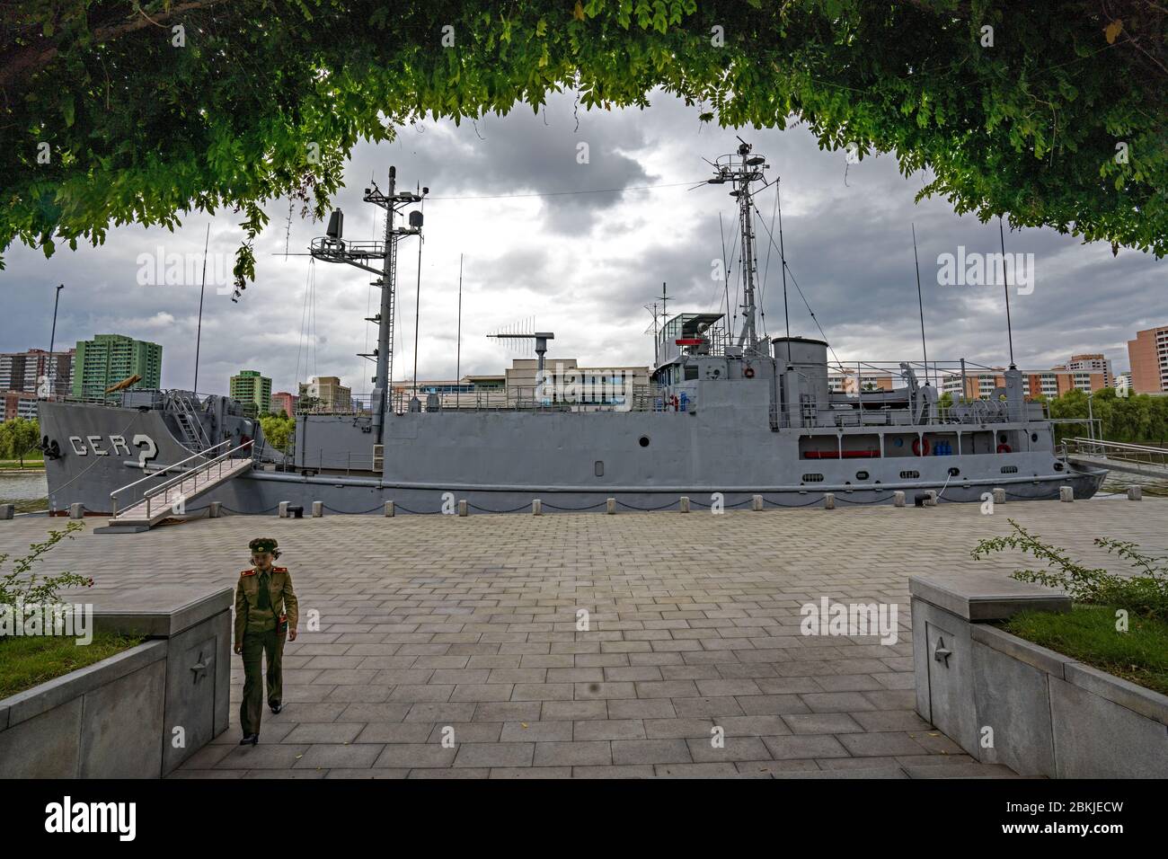 Corea del Nord, Pyongyang, il vittorioso museo della guerra di Libération nelle terre di Patria, la nave da spia americana Pueblo catturata nel 1968 Foto Stock