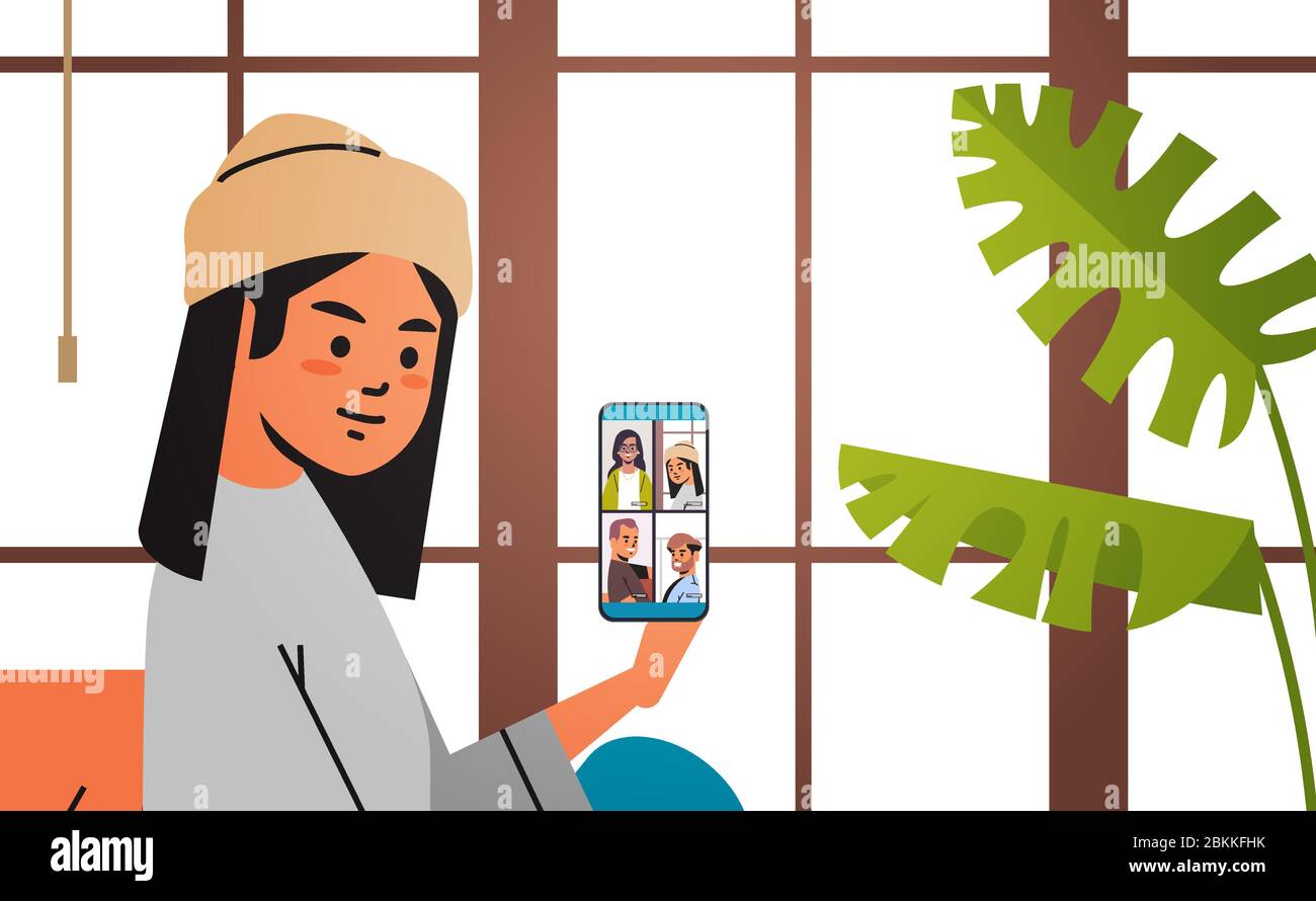 donna incontro con amici di gara mix durante la videochiamata coronavirus quarantena soggiorno a casa concetto persone che hanno divertimento virtuale live conferenza orizzontale ritratto illustrazione vettoriale Illustrazione Vettoriale
