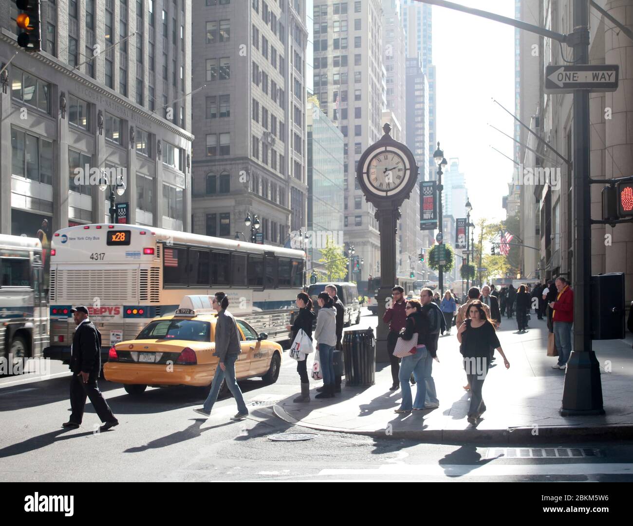 Manhattan Street Corner, New York, NY, USA Foto Stock