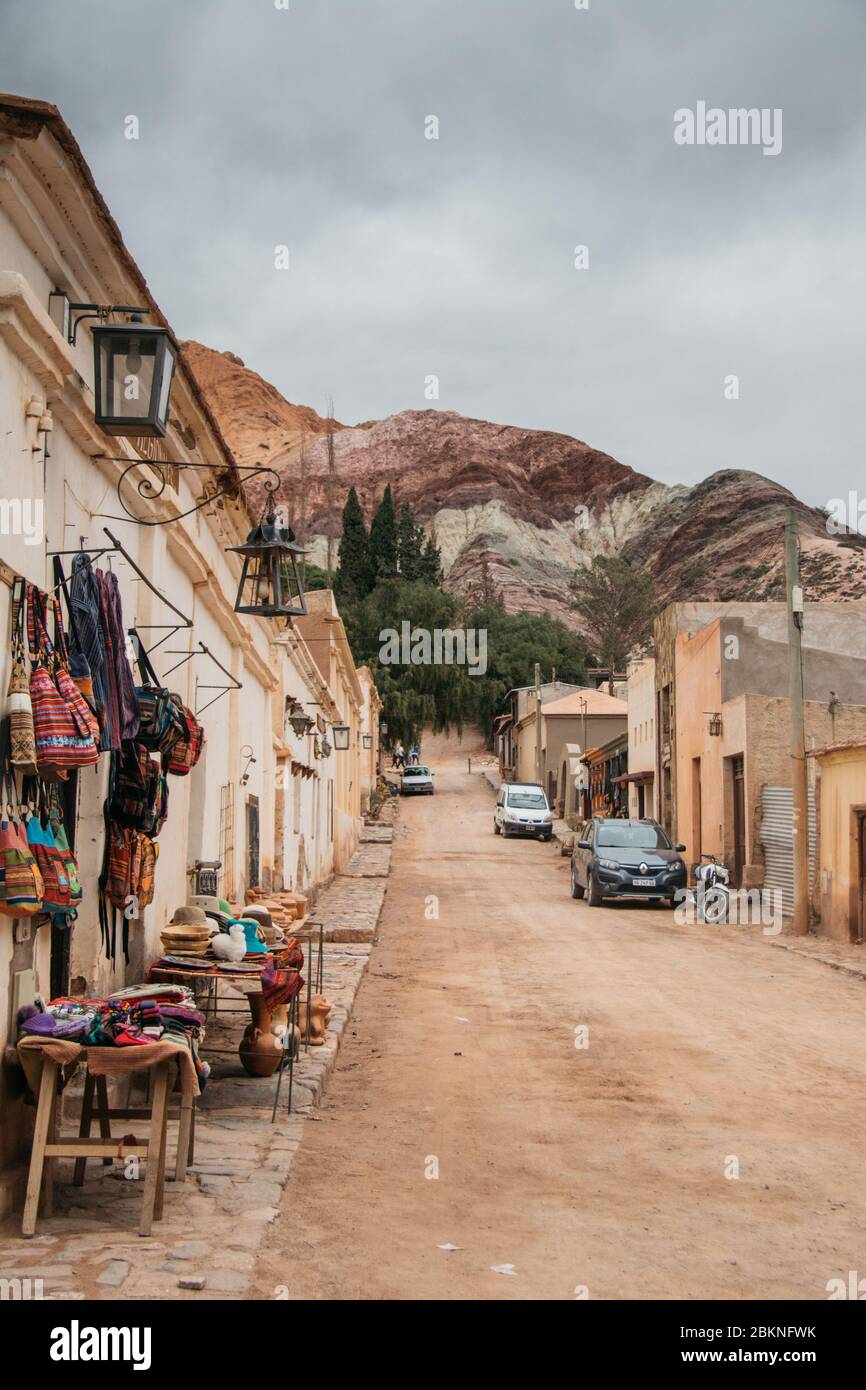 Purmamarca, Quebrada de Humahuaca, Provincia di Salta Jujuy, Argentina nord-occidentale Foto Stock