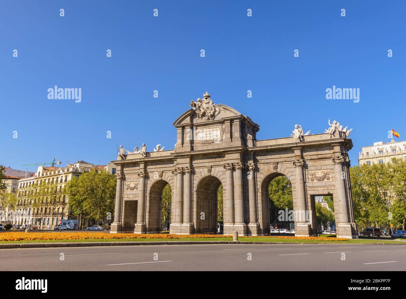 Madrid Spagna, skyline della città a Puerta de Alcala Foto Stock