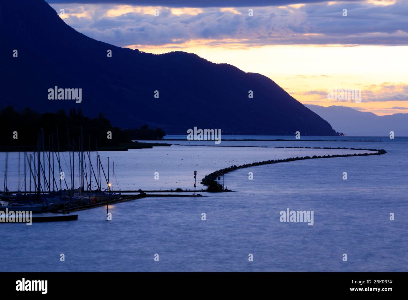 Svizzera, Cantone di Vaud, Villeneuve, Lago di Ginevra Foto Stock