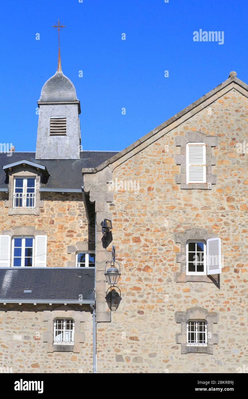 Francia, Haute Vienne, Limoges, Place de l'ev?che, vecchia casa e il suo pinnacolo Foto Stock