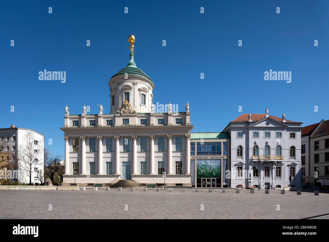 Potsdam, rekonstruierter Alter Markt, Altes Rathaus und Kombelsdorffhaus Foto Stock