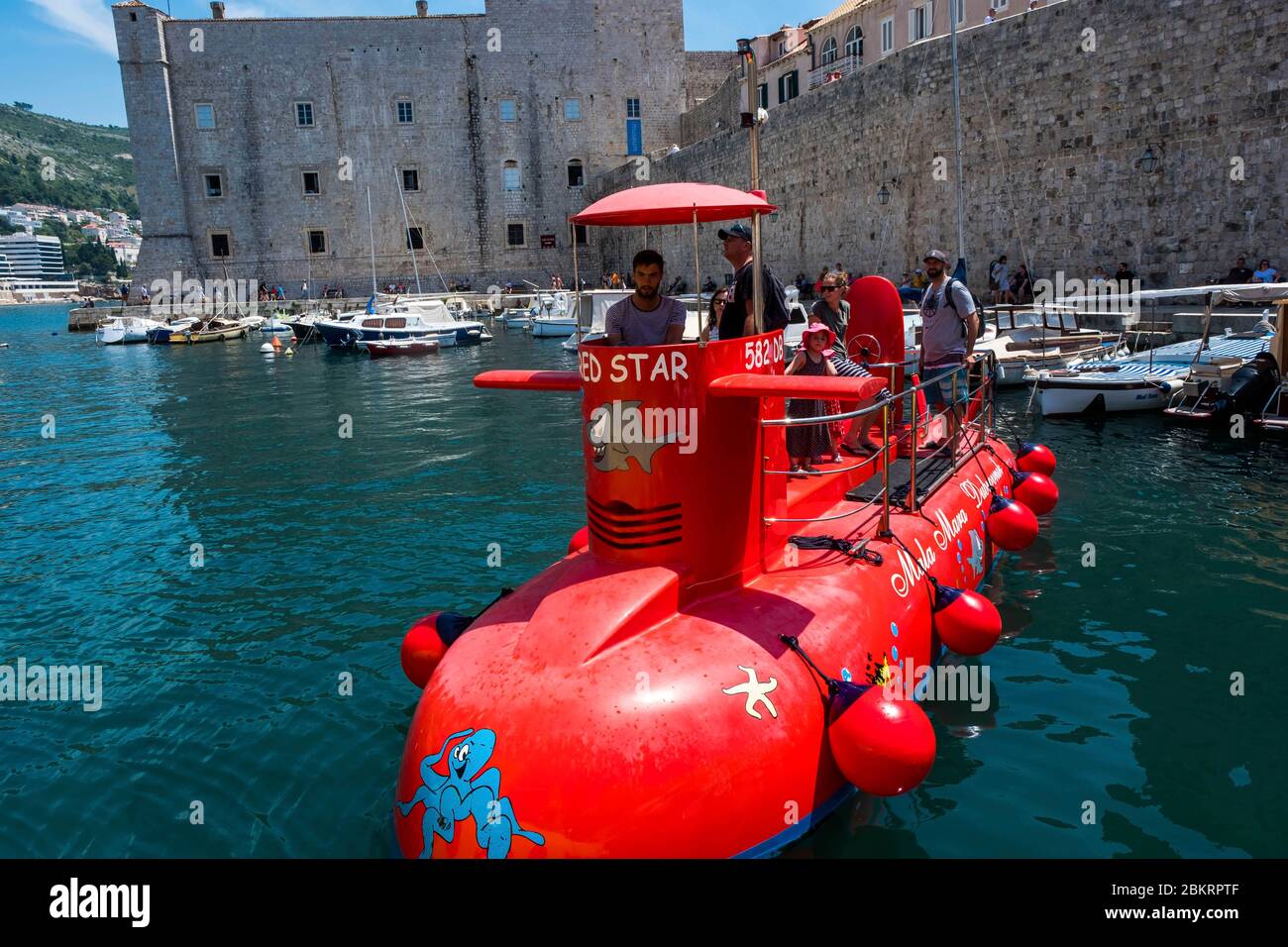 Croazia, Dalmazia, Dubrovnik, patrimonio mondiale dell'UNESCO, batiscaphe turistico Foto Stock