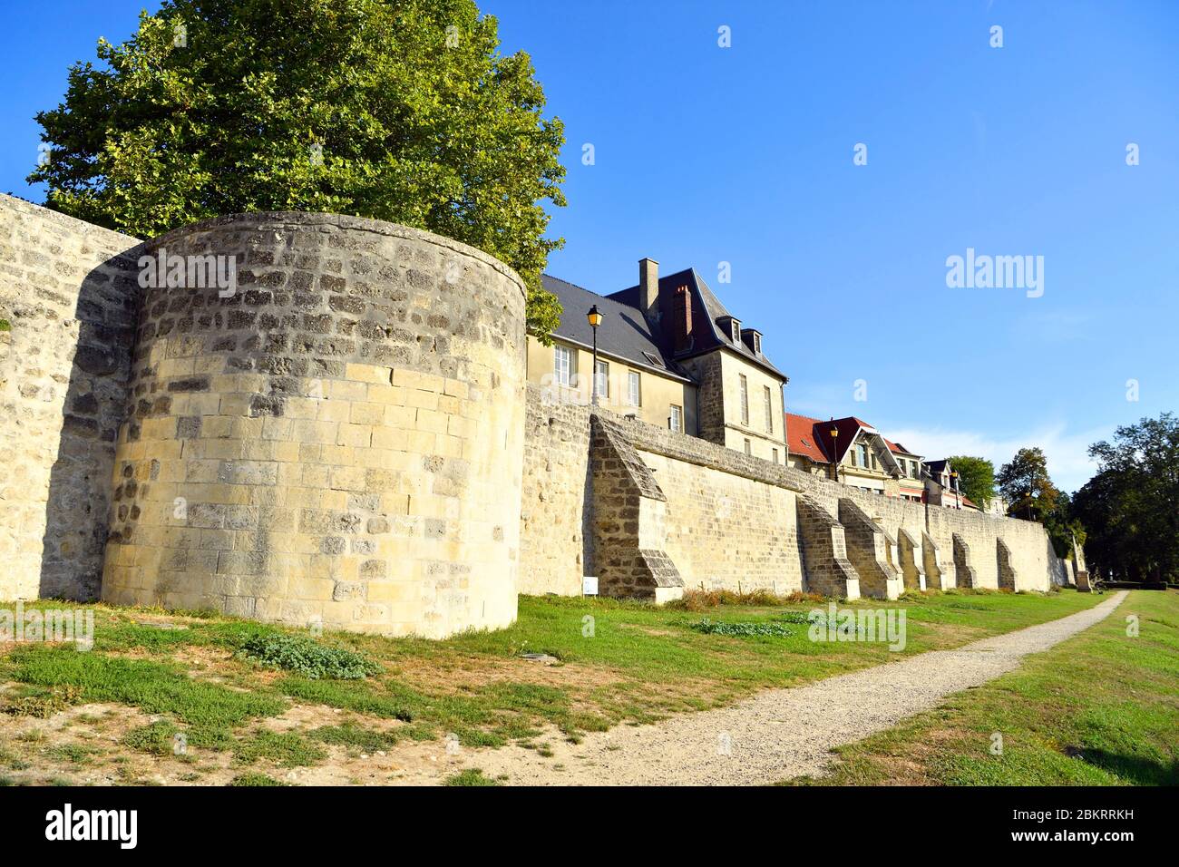 Francia, Aisne, Laon, i bastioni di Laon, recinto fortificato che proteggeva la città alta, Torre Pendente di Dame Eva Foto Stock