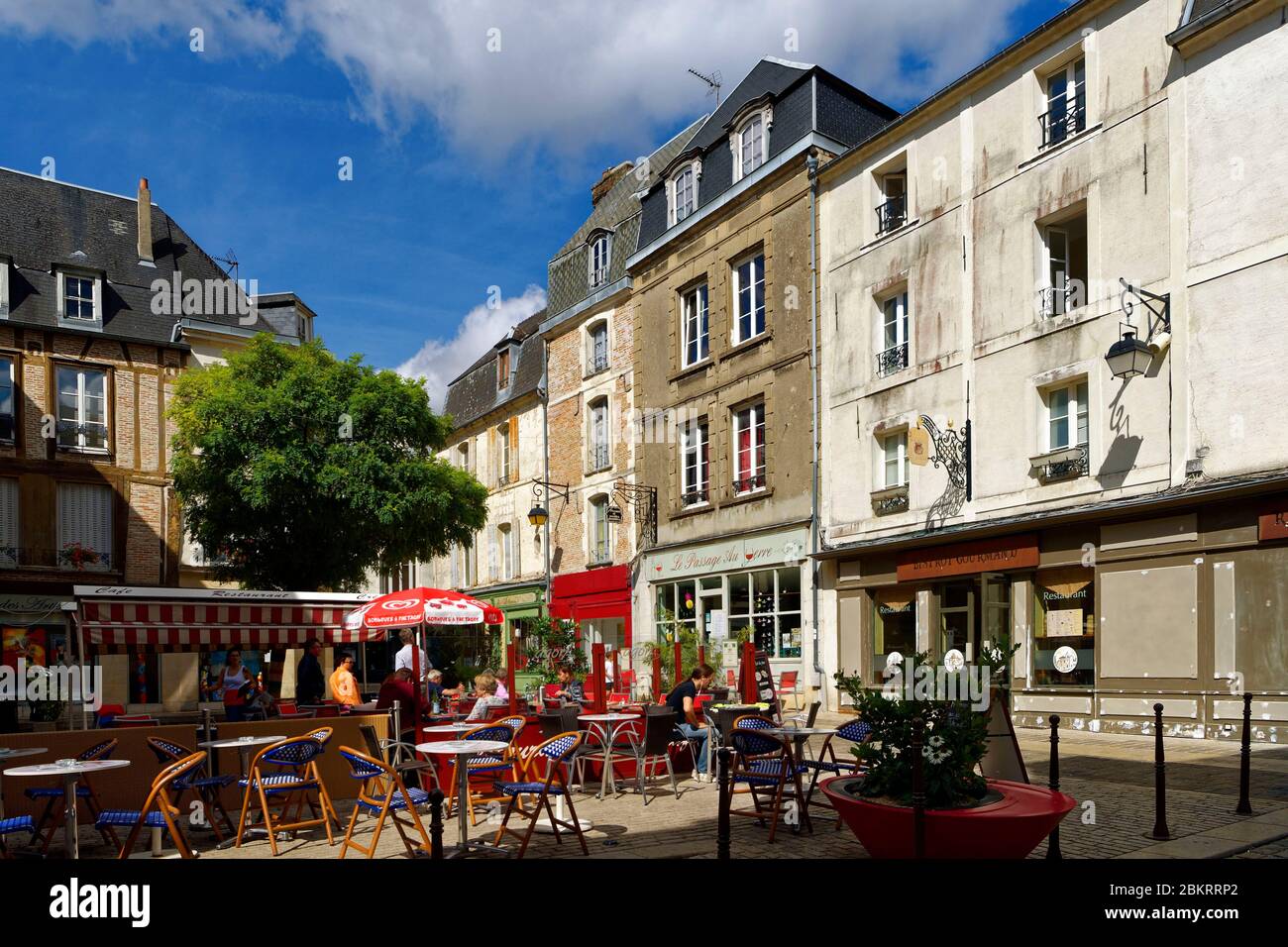 Francia, Aisne, Laon, la città alta, piazza del mercato (Place du March?) Foto Stock