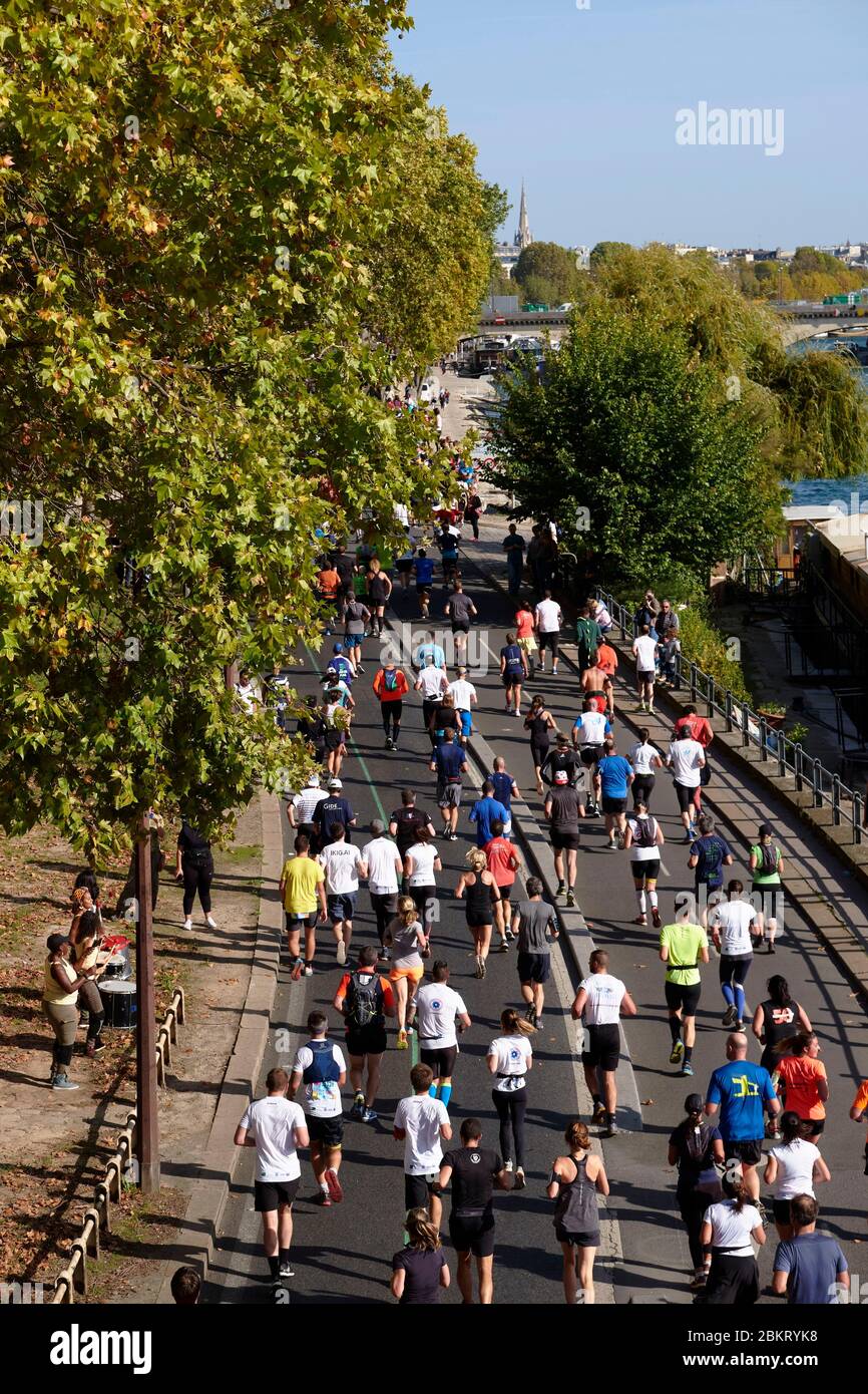 Francia, Parigi, via Georges Pompidou, 20 km de Paris Foto Stock
