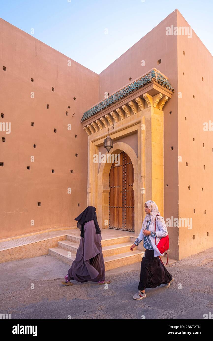 Marocco, regione di Souss-massa, Tiznit, la medina, la grande moschea di al Kabir Foto Stock