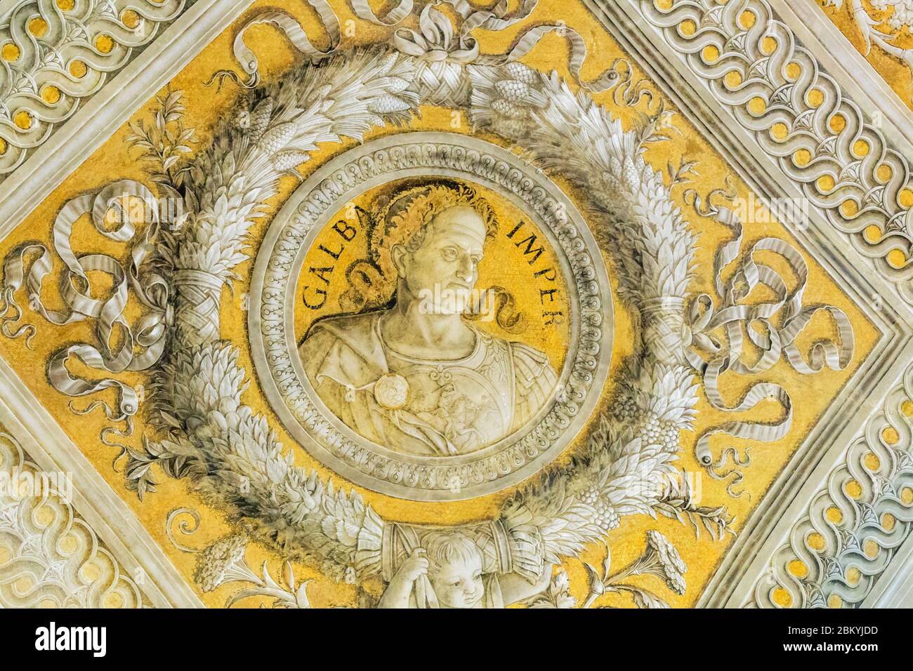 Camera degli sposi, affreschi di Andrea Mantegna, 1465-1474, Palazzo Ducale interno, Mantova, Lombardia, Italia Foto Stock