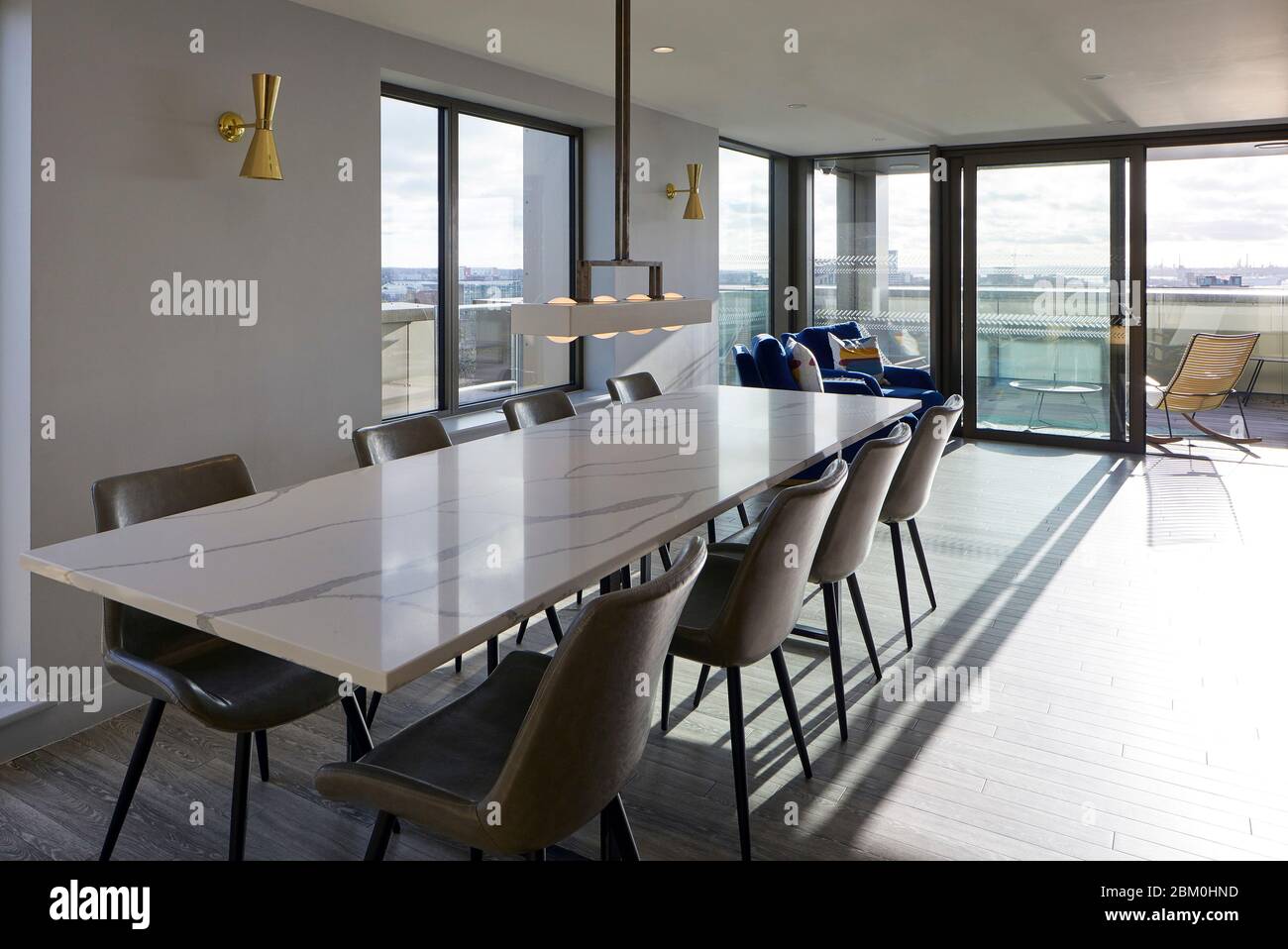 Area comune all'ultimo piano. Cumberland Place, Southampton, Regno Unito. Architetto: O'Connell East Architects, 2019. Foto Stock