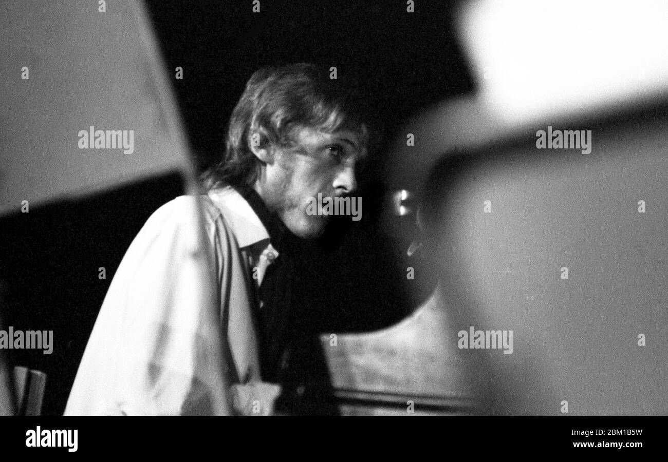 Il pianista e compositore jazz Keith Tippett si esibisce con il Keith Tippett Sextet presso le Anson Rooms dell'Università di Bristol il 10 marzo 1970 durante un festival artistico di due settimane organizzato dall'Unione degli studenti. Keith Tippet era un bristoliano e negli anni sessanta giocava nel Dug out Club vicino all'Università di Bristol a Park Row. Foto Stock