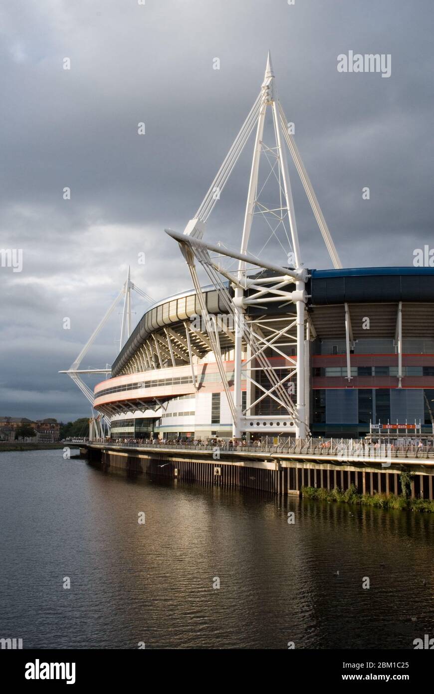 Millennium Stadium Principality Stadium, Westgate Street, Cardiff, Wales CF10 1JA di Bligh Lobb Sports Architecture HOK 2000s Foto Stock