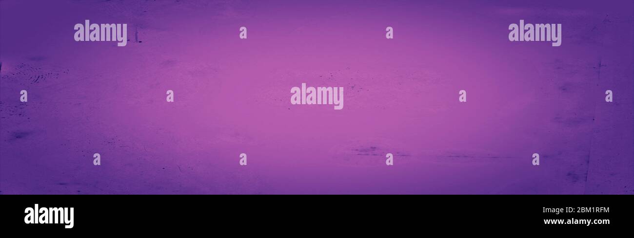 Texture viola panoramica sfondo grunge con spazio per testo, parola o visualizzazione del prodotto. Per banner, sfondo, celebrazione, anniversario, esposizione Foto Stock