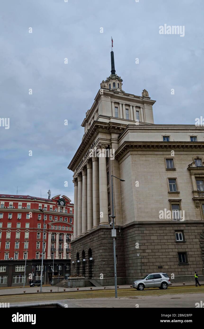 Centro amministrativo statale con la costruzione del Consiglio dei ministri e dell'Assemblea nazionale o del parlamento bulgaro, Sofia, Bulgaria, Europa Foto Stock