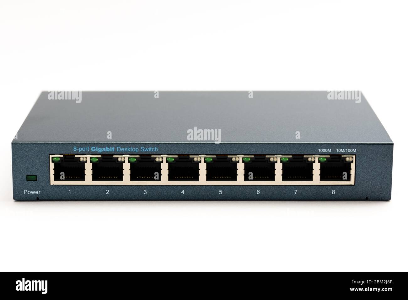 Switch Gigabit Ethernet per desktop con 8 porte dalla parte anteriore Foto Stock