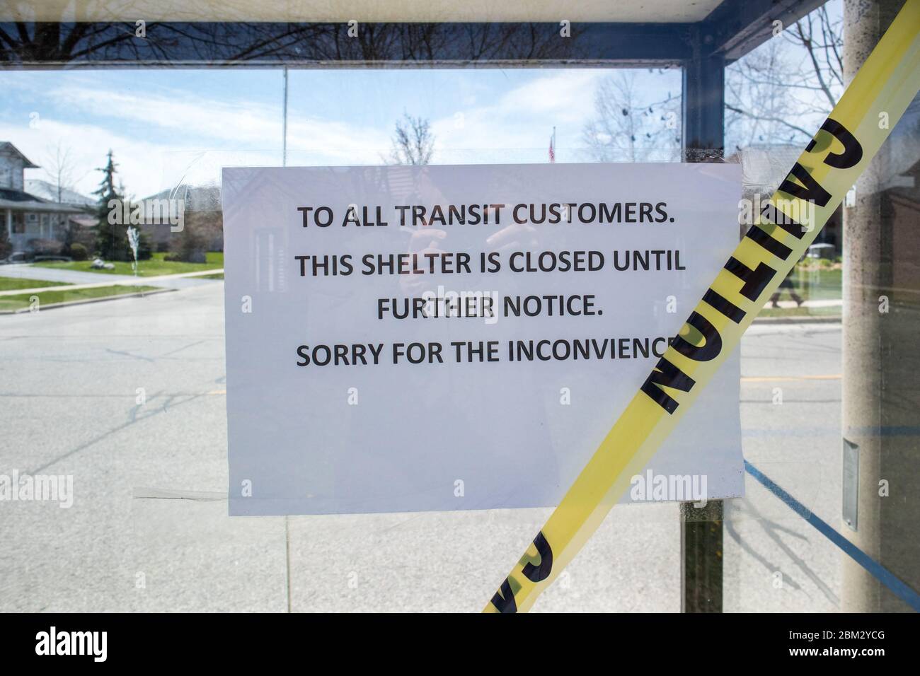 Avviso sul riparo chiuso dell'autobus a Stratford, Ontario, Canada. Foto Stock