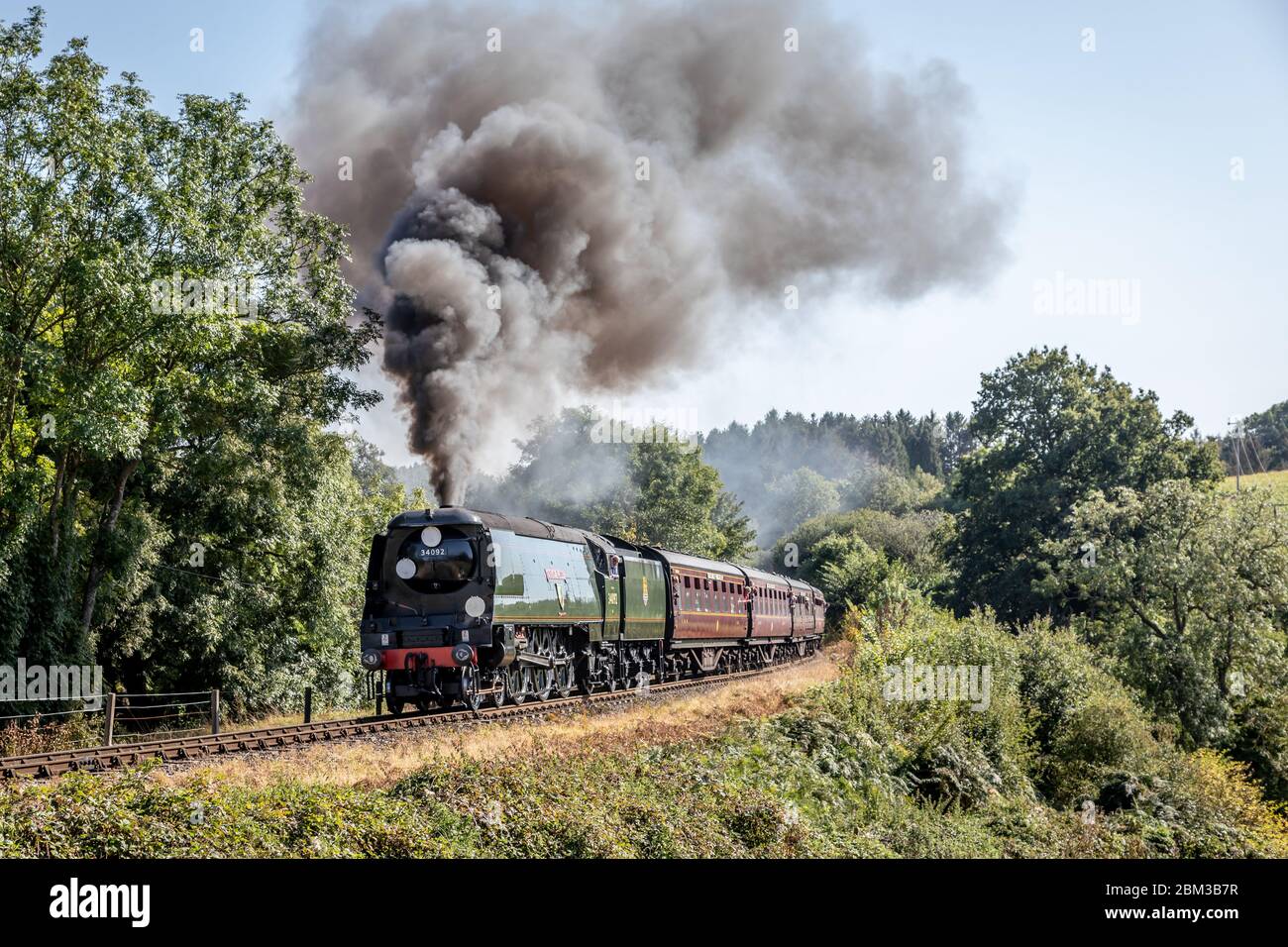 BR 4-6-2 'West Country' No. 34092 'City of Wells' passa vicino al ponte di Hay sulla ferrovia della valle di Severn durante il loro Gala a vapore d'autunno Foto Stock