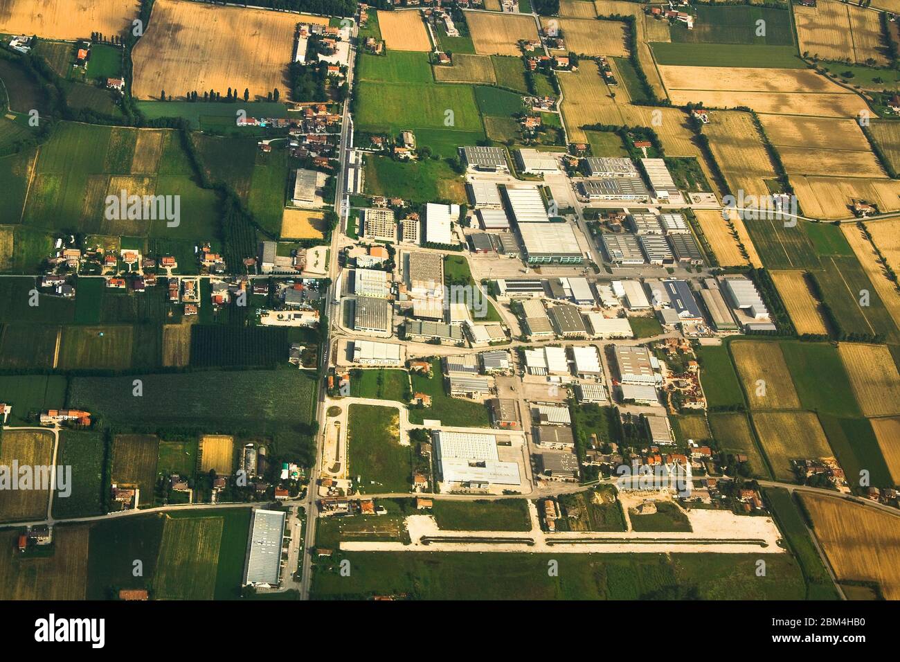Veduta aerea di un parco industriale vicino a Venezia. Foto Stock