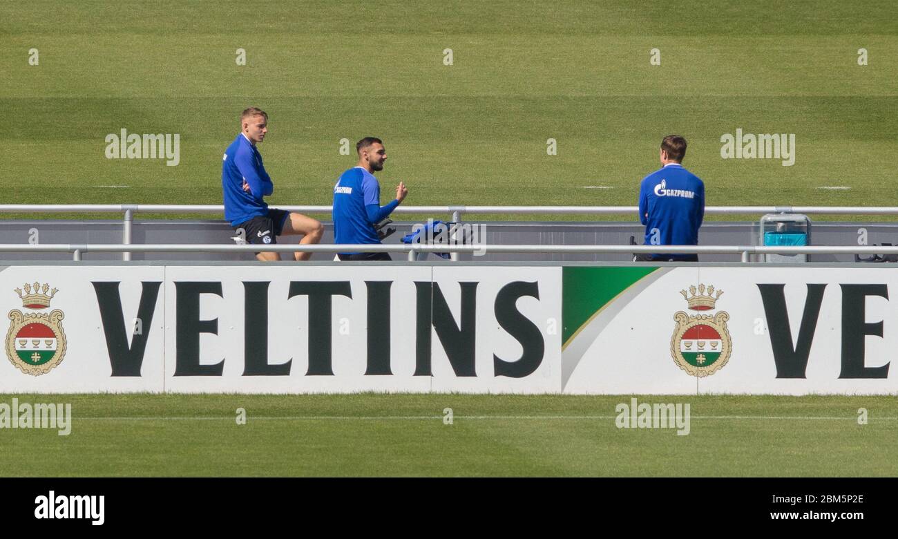 Primo: 07.05.2020, calcio, 1.Bundesliga, stagione 2019/2020, FC Schalke 04, allenamento, ciclismo | uso in tutto il mondo Foto Stock