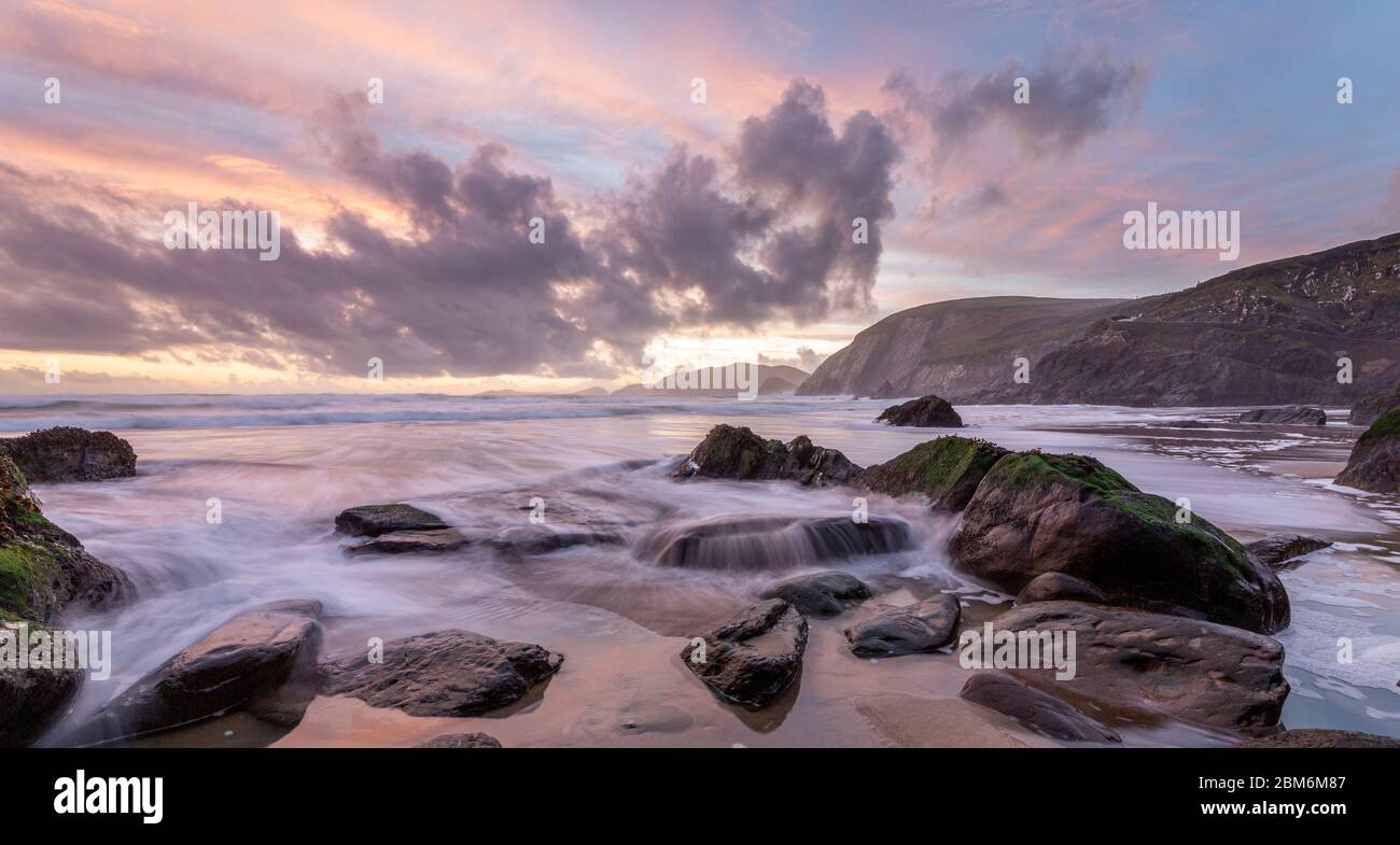 Coumeenoole Beach, County Kerry, Provinz Munster, Republik Irland Foto Stock