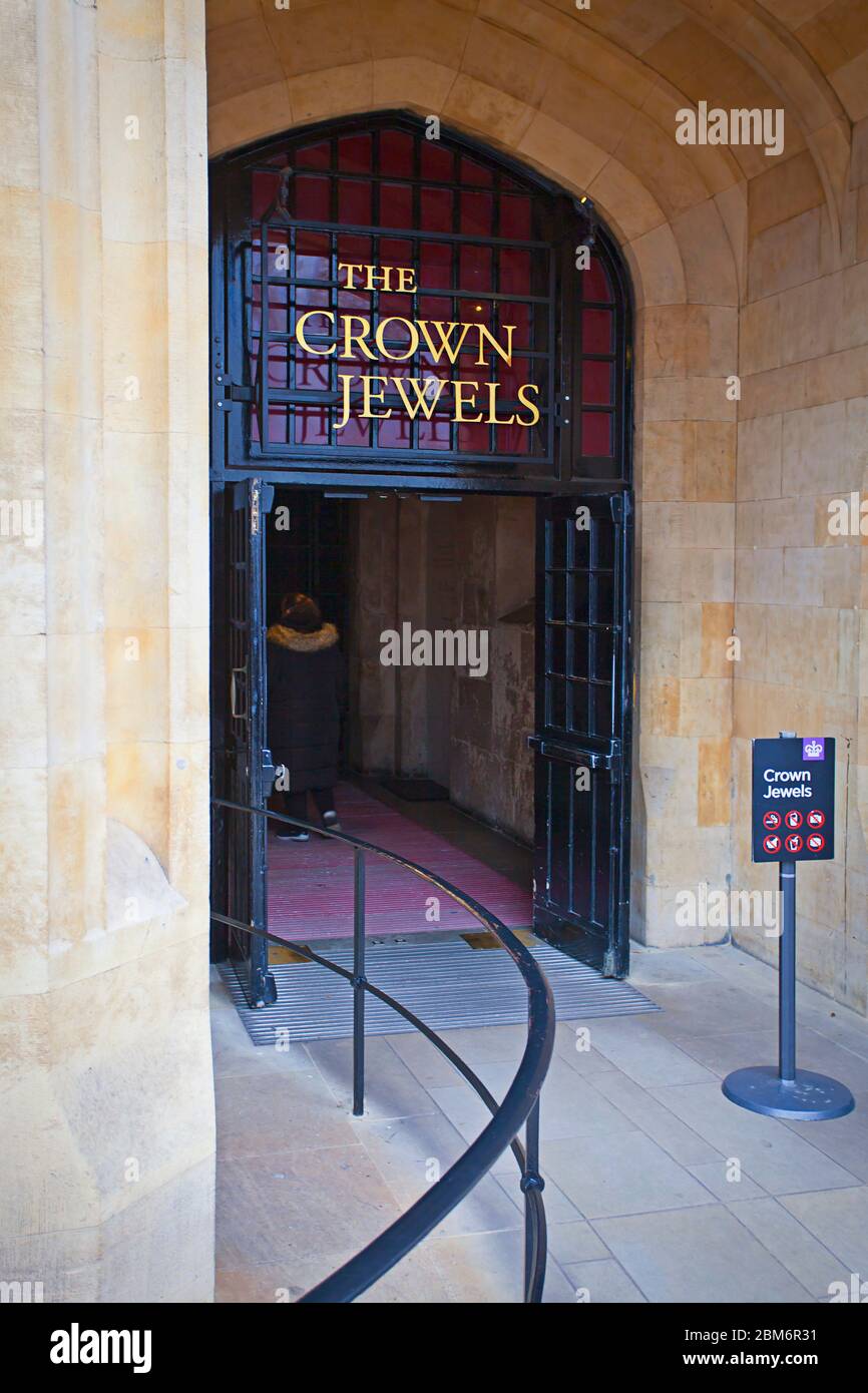 Ingresso ai Gioielli della Corona, Torre di Londra. Foto Stock