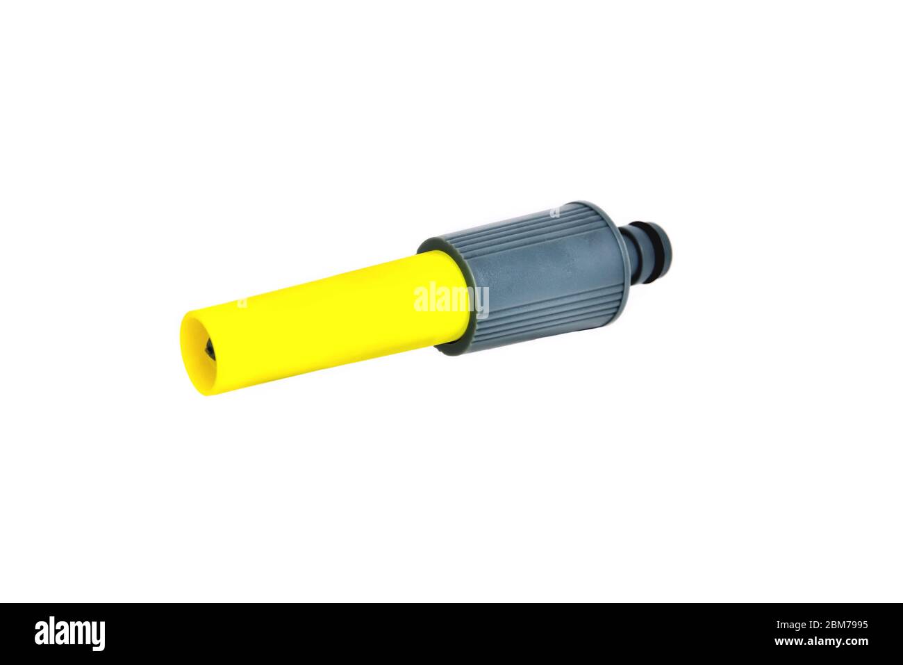 spruzzatore di acqua per innaffiamento a mano prati giallo-grigio primo piano sfondo bianco Foto Stock