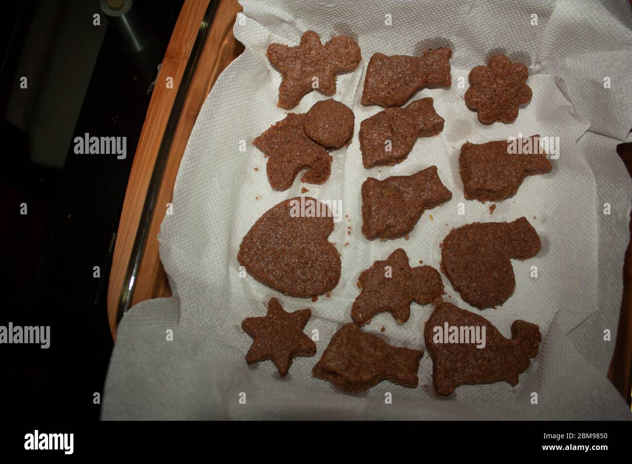 Biscotti di pan di zenzero fatti per Natale con le forme di buo, anatra, cuore, uomo di pan di zenzero, stella made in Città del Messico Foto Stock