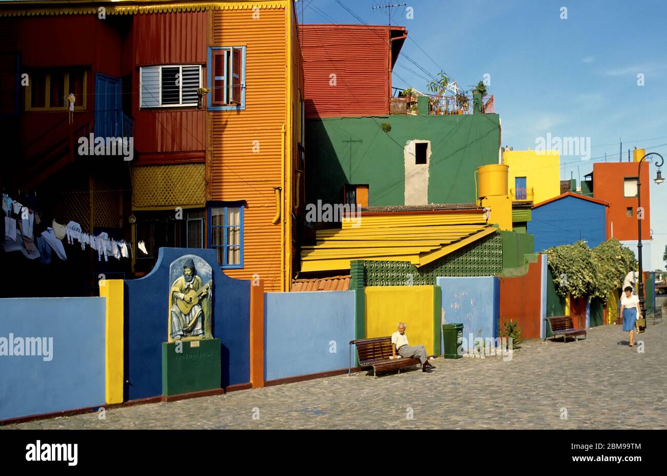 Uomo e donna a El Caminito, la Boca, Buenos Aires, Argentina Foto Stock