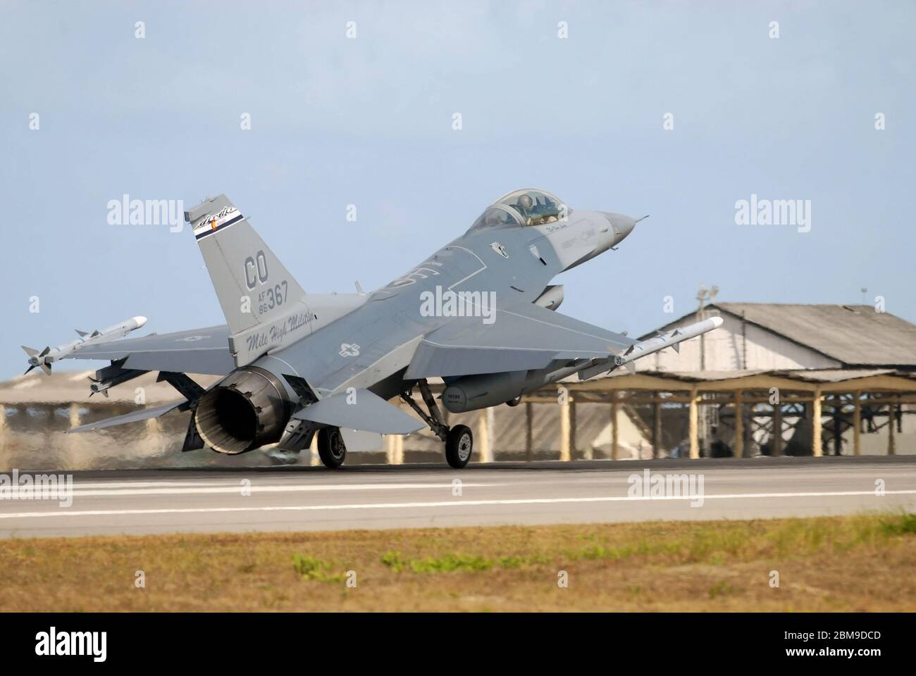 Natal, Brasile, 9 novembre 2010. F-16 caccia jet della United States Air Force - alla base aerea Natal nel nord-est del Brasile. Foto Stock